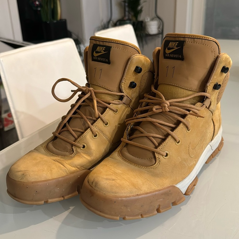 Nike ACG - Air Nevist-6 - Size US 11